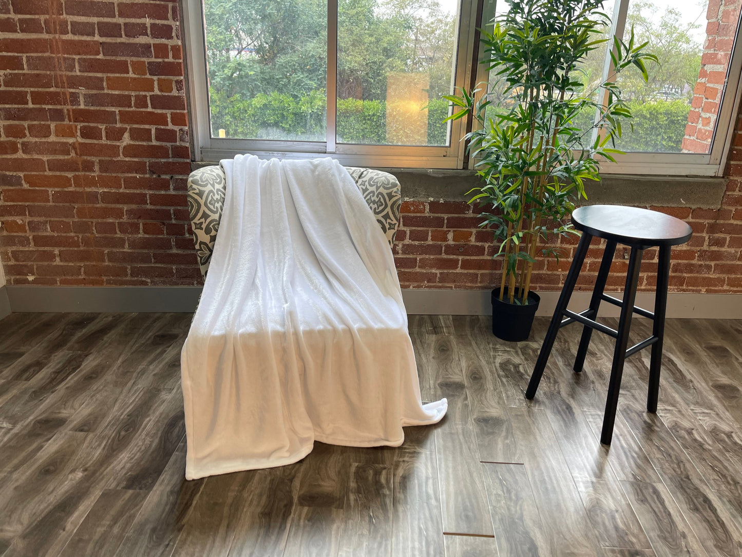Sublimation Blank Blanket Polyester Blanket 100% Polyester Fleece Plush Minky Blanket White Blanket - 3 Size Options