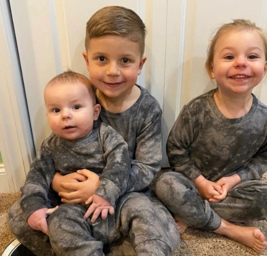Mommy & Me Tie Dye Set,Tie Dye Jogger Set,Lounge set,Tie Dye Shirt,Tie Dye Pants,Matching Set, Crew neck,Sweatsuit,Pajamas sets